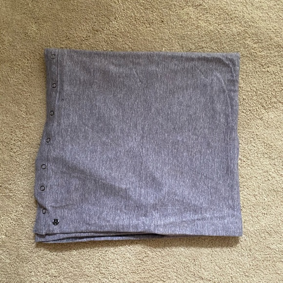 Lululemon- Vinyasa Scarf (infinity scarf) - Picture 2 of 7